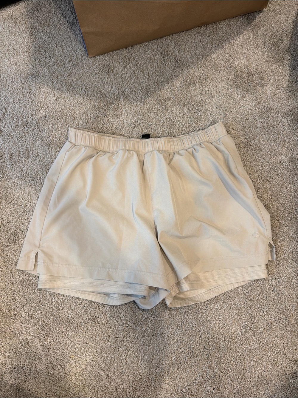 GAP Women's Athletic Double-Layer Shorts in Light Beige